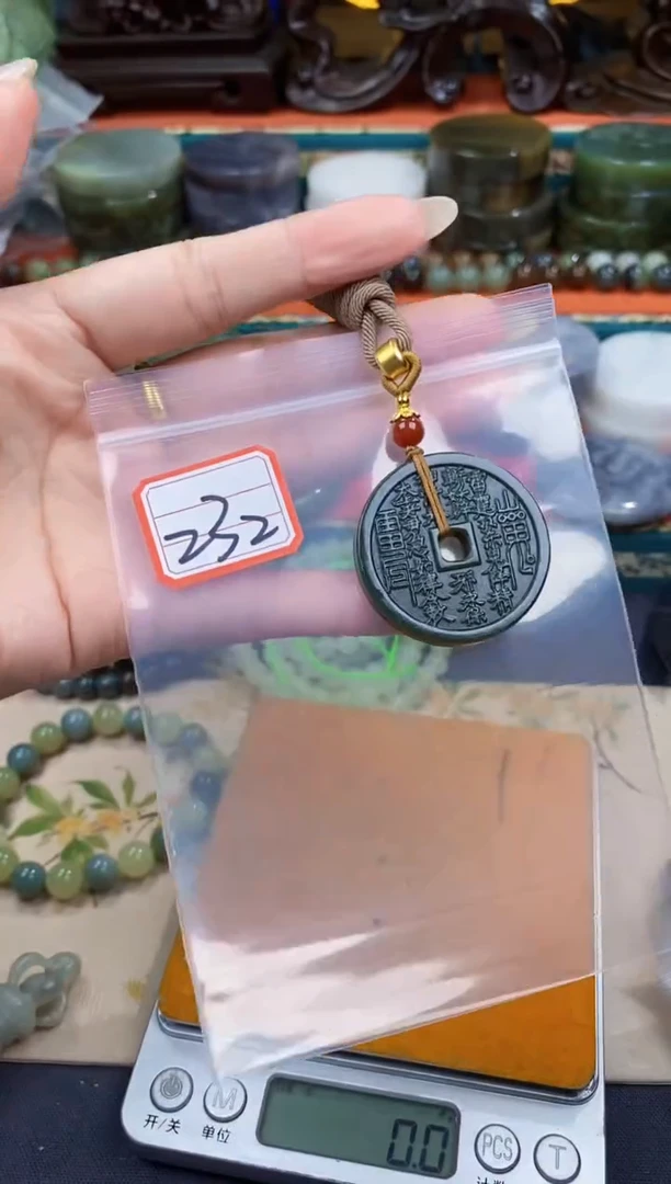 和田玉未镶嵌颈饰和田玉