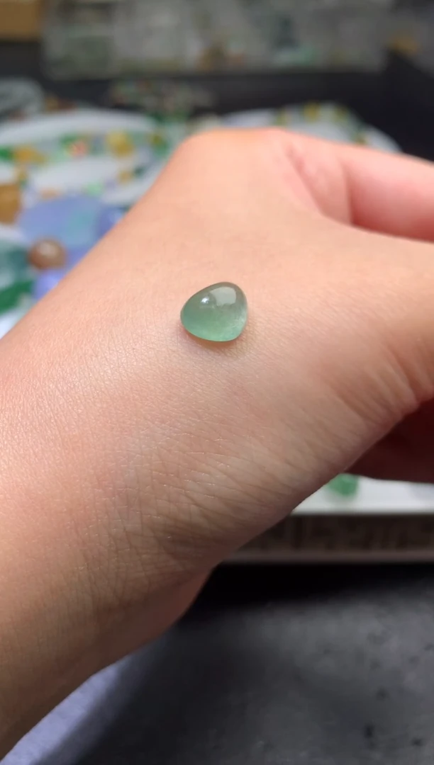 未镶嵌定制翡翠毛货 7.1-8.7-4.5