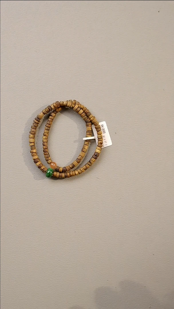 沉香手串莺歌绿棋楠随型直切双圈设计款