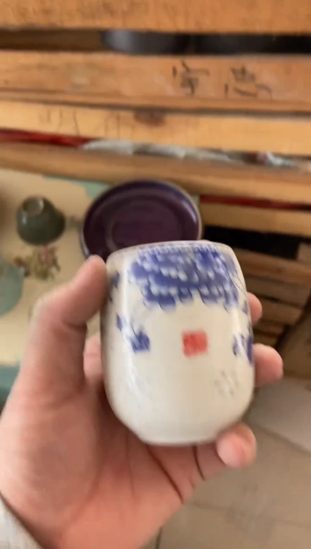 无运费险有瑕疵的摄影的产品有使用过的痕迹有点脏介意勿拍