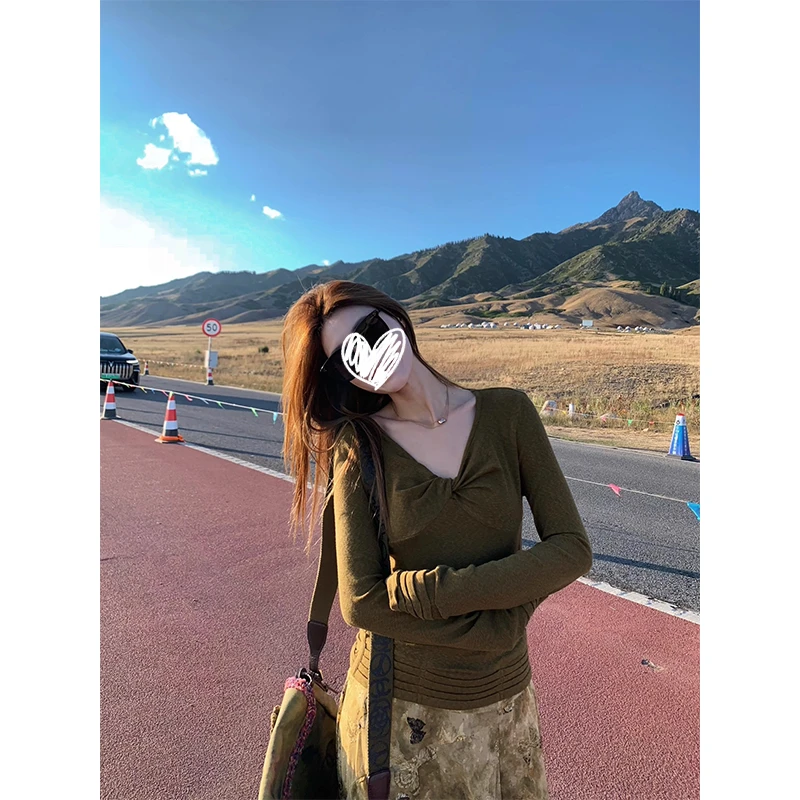 针织衫小众设计感捏褶今年流行的爆款女装新款上衣独特巨好看小衫