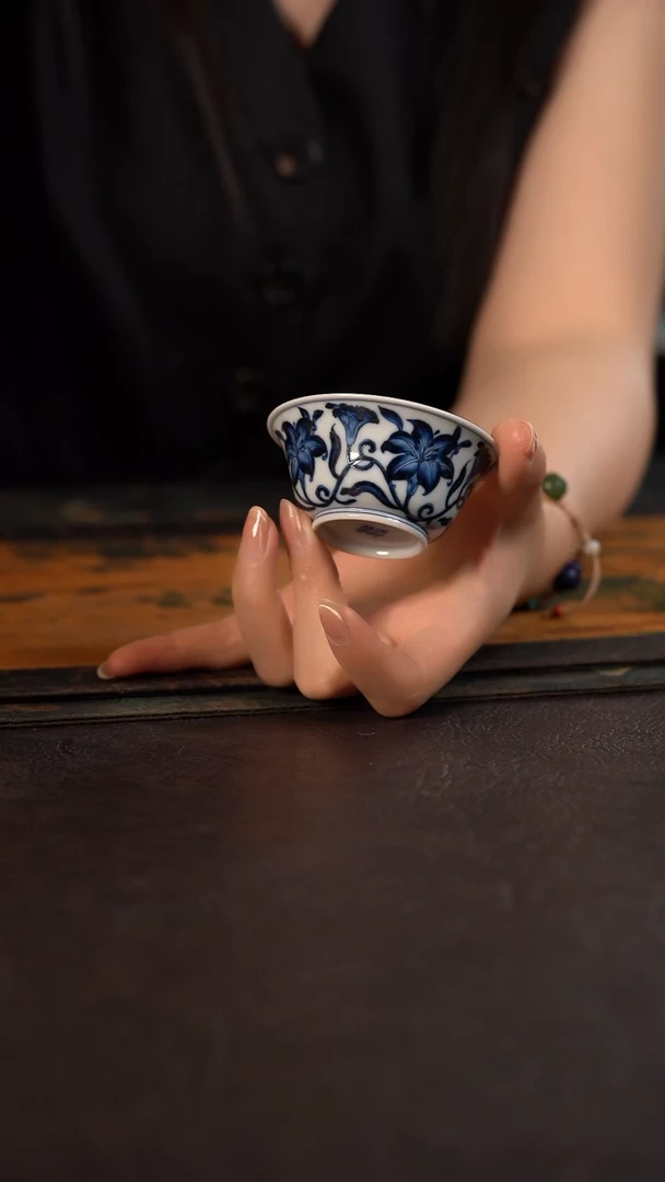 洪印慕明百合花小马蹄杯