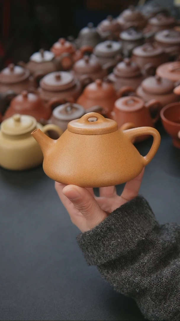 【闪购商品】紫砂茶壶紫砂壶老宕口黄金段子冶180cc