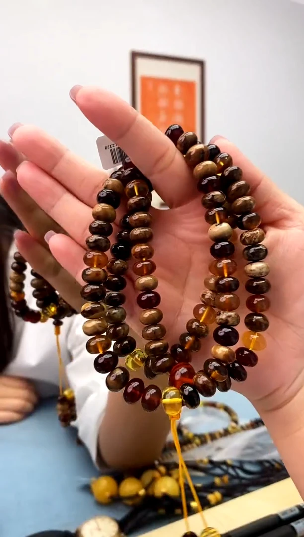 【闪购商品】琥珀珠宝奇石未镶嵌假一罚十，发一件