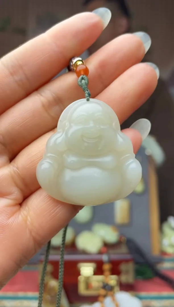 颈饰未镶嵌和田玉拍一发一