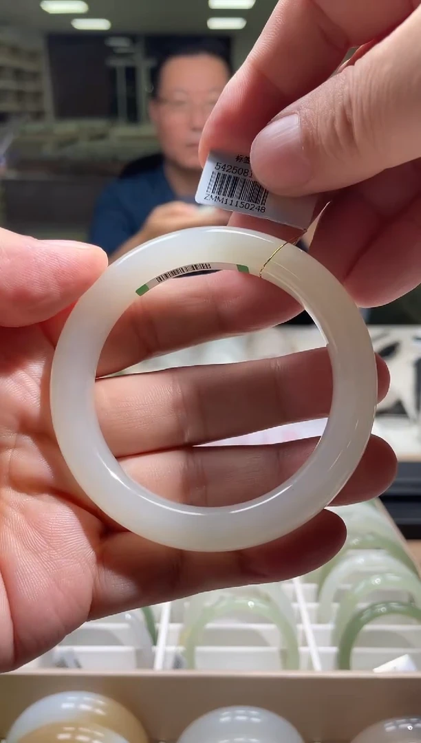 未镶嵌手镯和田玉58-60圈口 0248