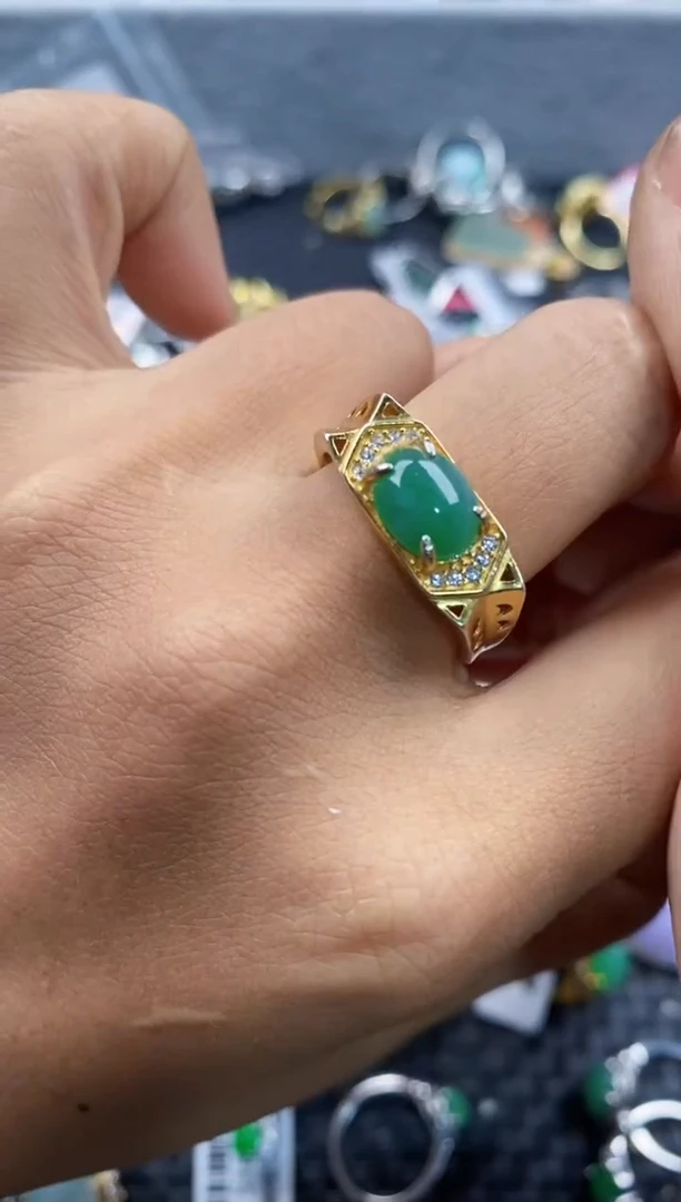 银S925镶嵌戒指翡翠999      7