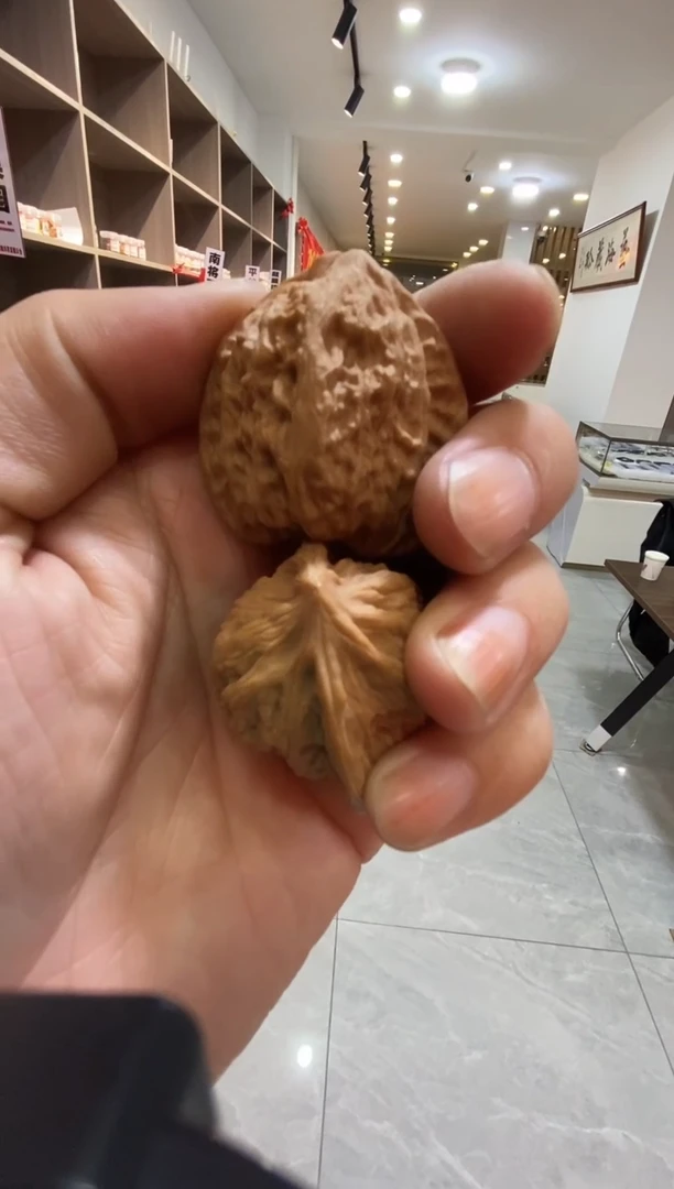 把件文玩核桃全品崔凯公子帽38左右