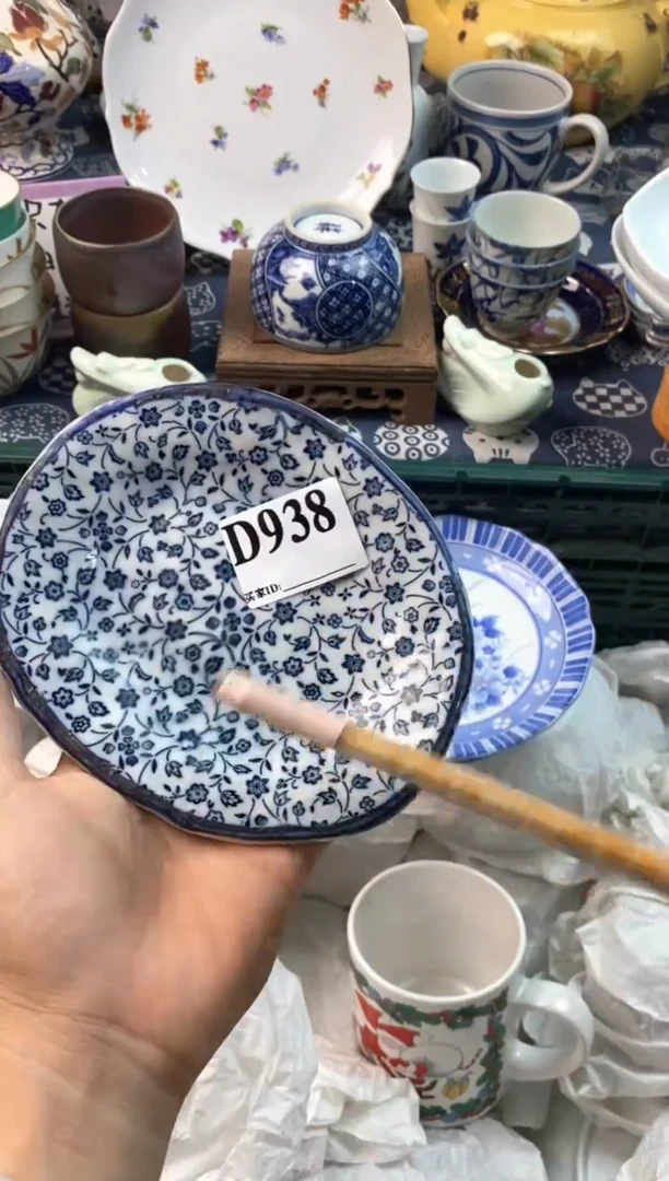 瓷片[○･｀Д´･ ○][○･｀Д´･ ○]
