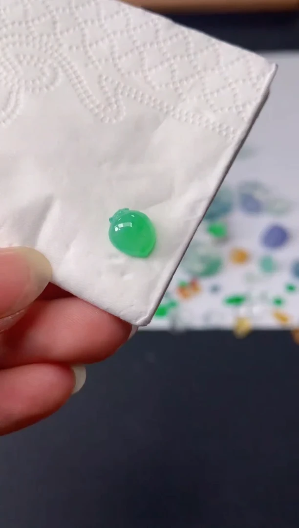 吊坠(不含链)未镶嵌翡翠A768|1980