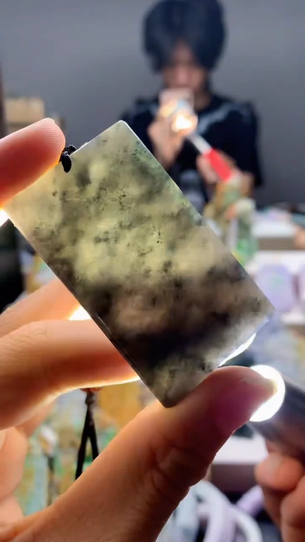 颈饰未镶嵌翡翠天然缅甸翡翠A货