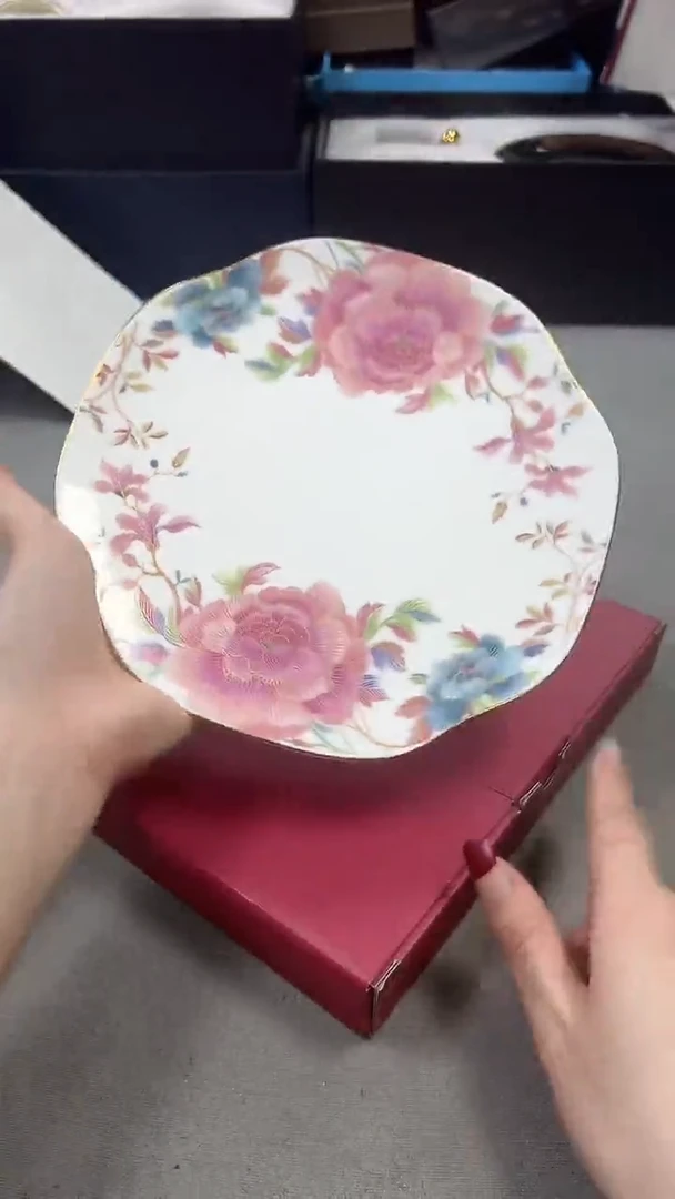 瓷片新号开播 全场放漏