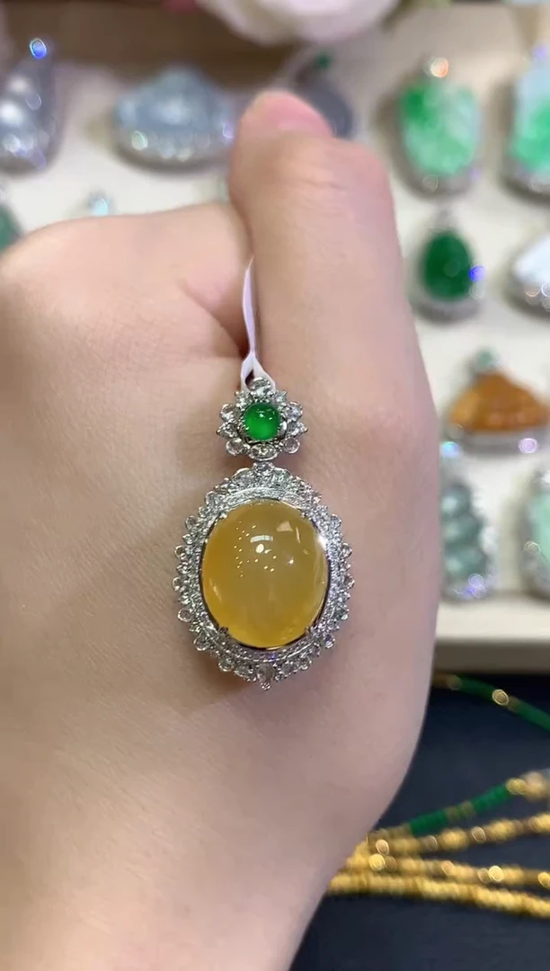 吊坠(不含链)18K金镶嵌翡翠秋日珠宝W58