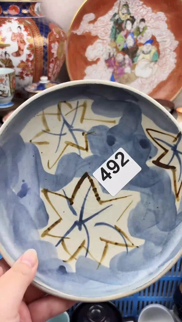 瓷片?****子漂亮滴瓷器