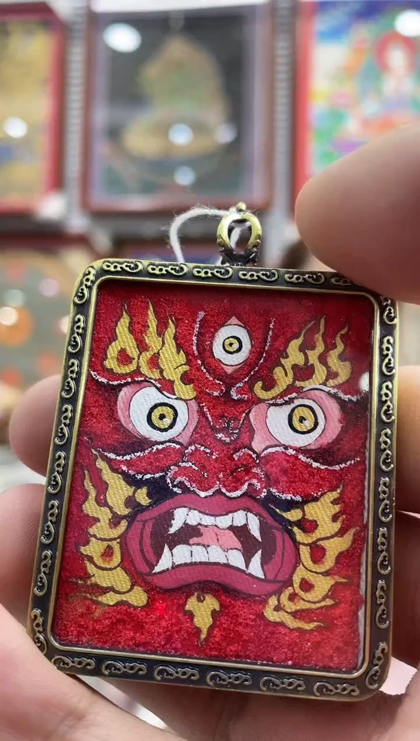 吊坠红cc 纯手绘唐卡（非质量问题 不退不换）