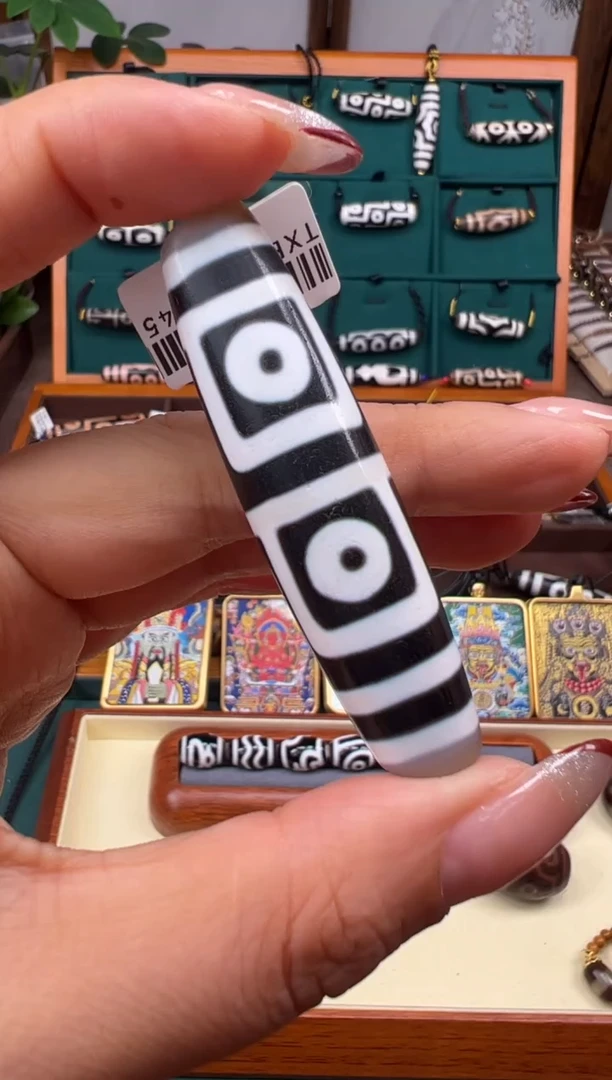 合金颈饰玛瑙/玉髓（覆膜）32.