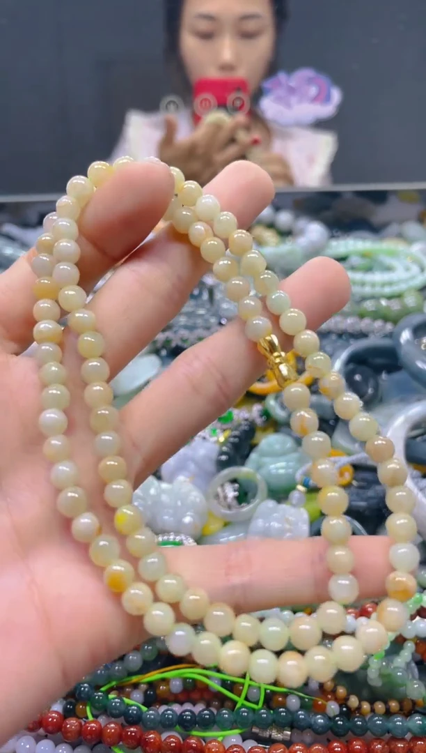 颈饰未镶嵌翡翠5MM/X/翡翠A货，一件也是批发价