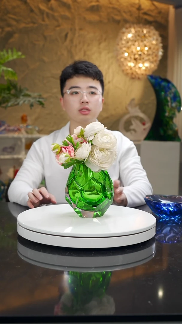 手工艺品琉璃祖母绿切面香薰瓶