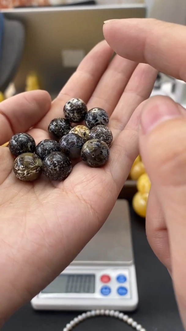 琥珀未镶嵌珠宝奇石2622多样性发其一默认有瑕