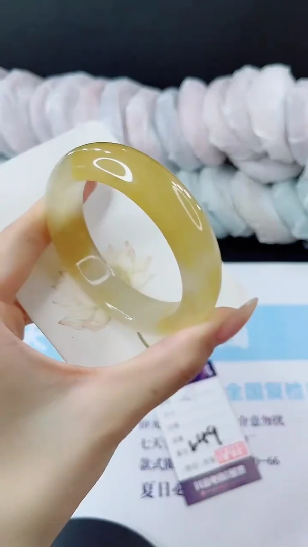 未镶嵌手镯石英质玉多样性发货V49