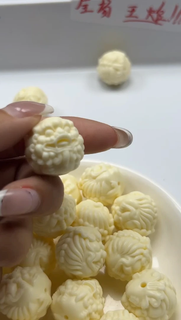 檀香木无事牌w2700牙牙龙珠20mm*2个