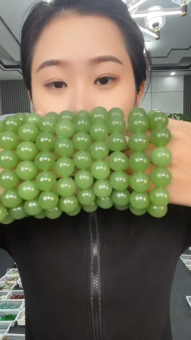 浅色圆珠卡18手串多样性发货一