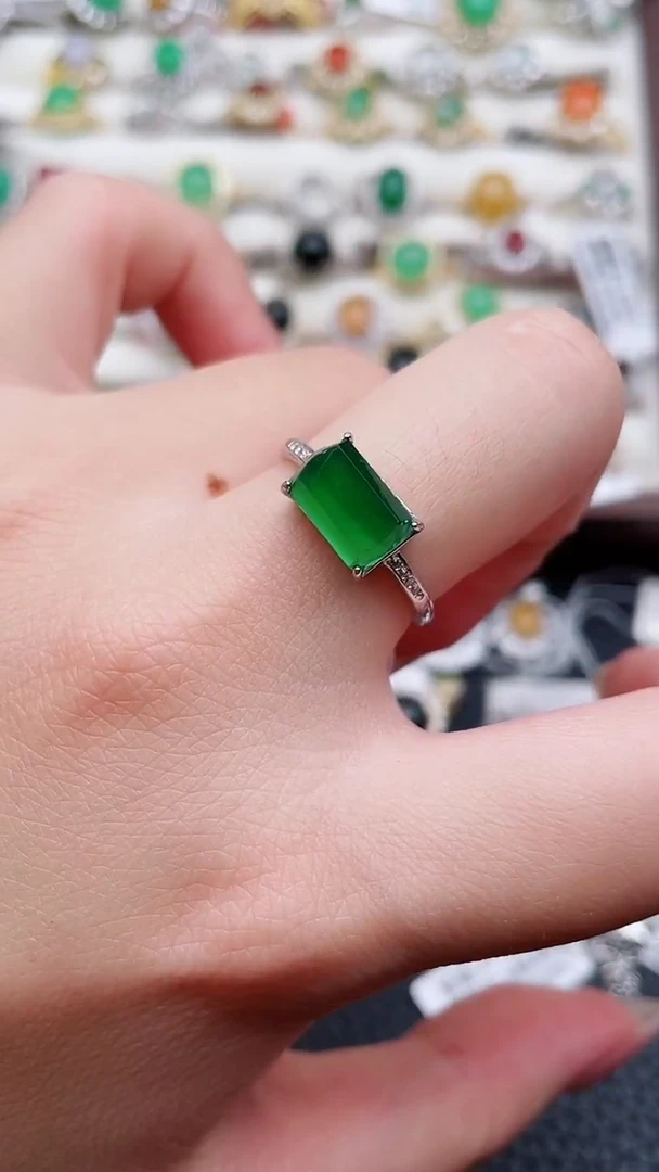 银S925镶嵌戒指翡翠77