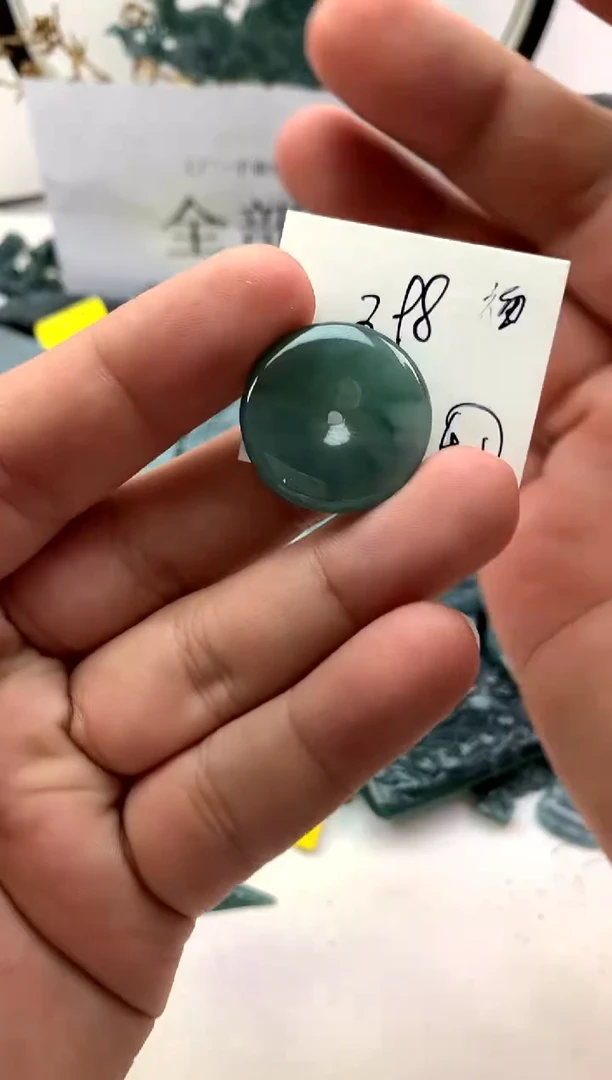 翡翠未镶嵌颈饰福福利