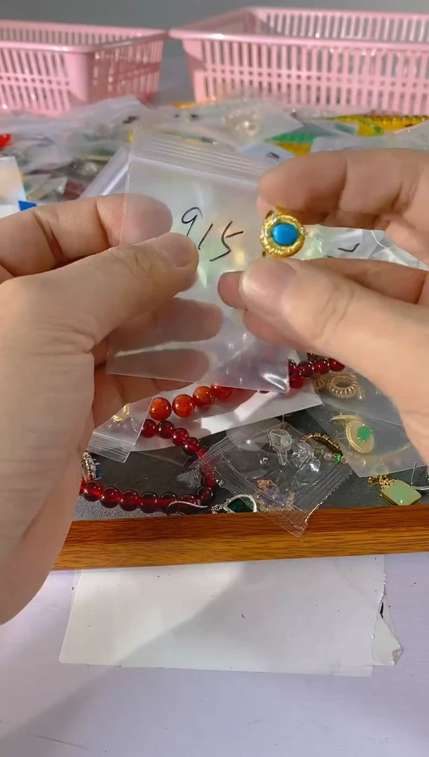 【闪购商品】水晶颈饰银S925镶嵌915红宝，蓝宝，多样性发一件赠链