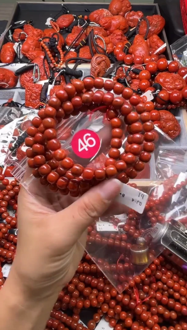 南红玛瑙未镶嵌珠宝奇石46-8+