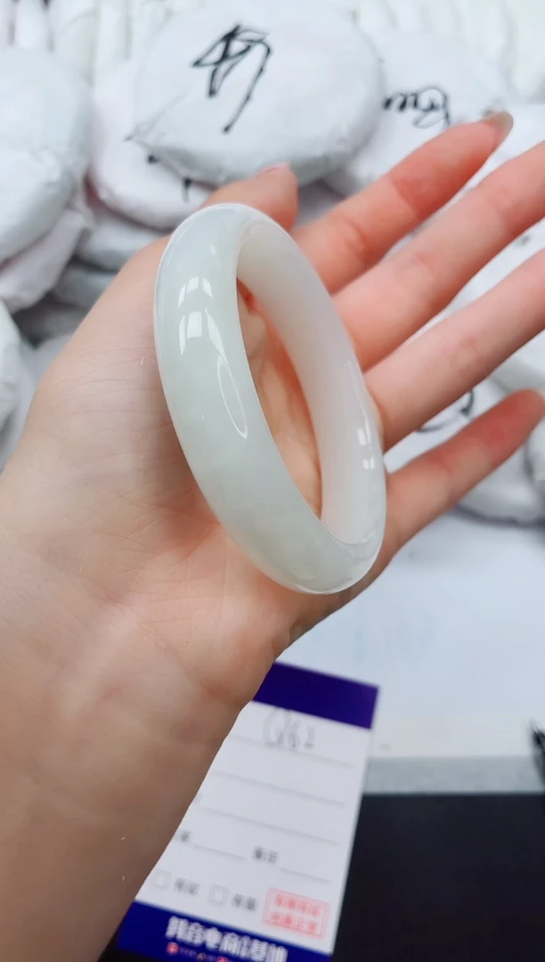 和田玉手镯未镶嵌19Q62-52