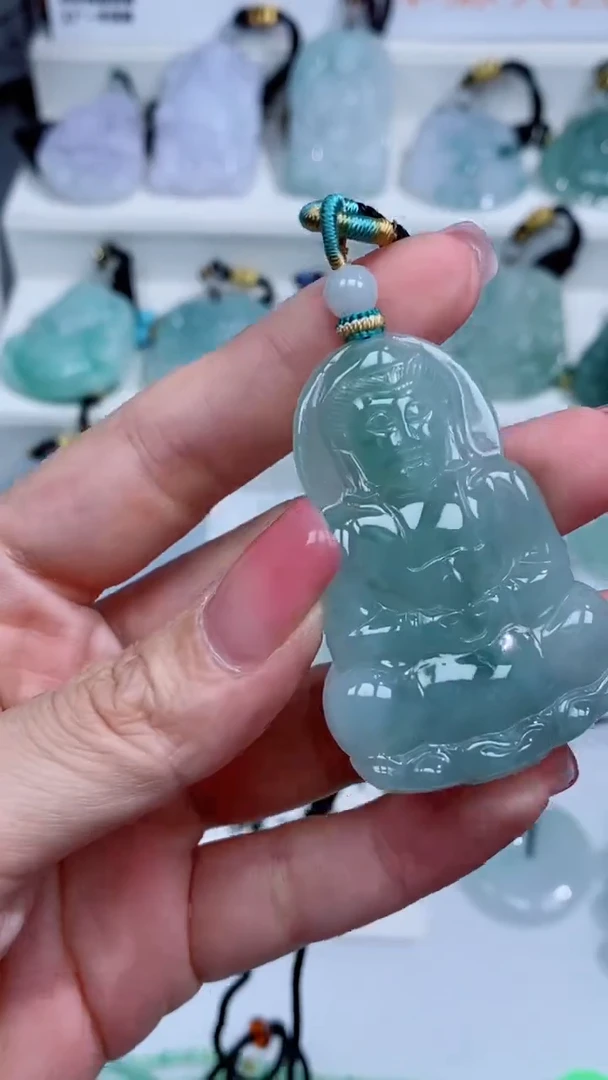 翡翠未镶嵌颈饰吊坠