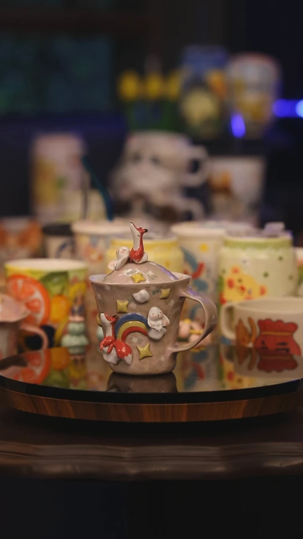 【闪购商品】摆件景德镇釉下彩绘设计师款式陶瓷