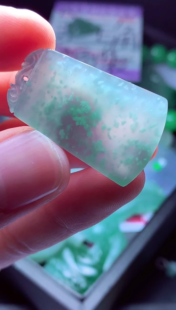 未镶嵌定制翡翠毛货翡翠定制518444