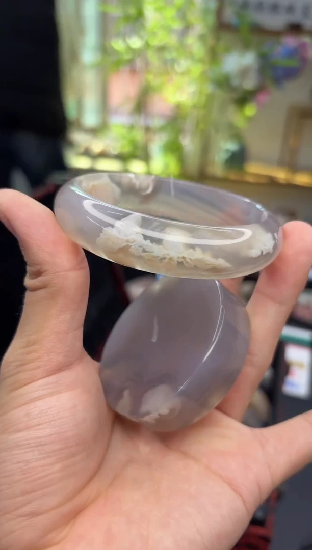 【闪购商品】石英质玉手镯未镶嵌C425(63圈赠送镯心)