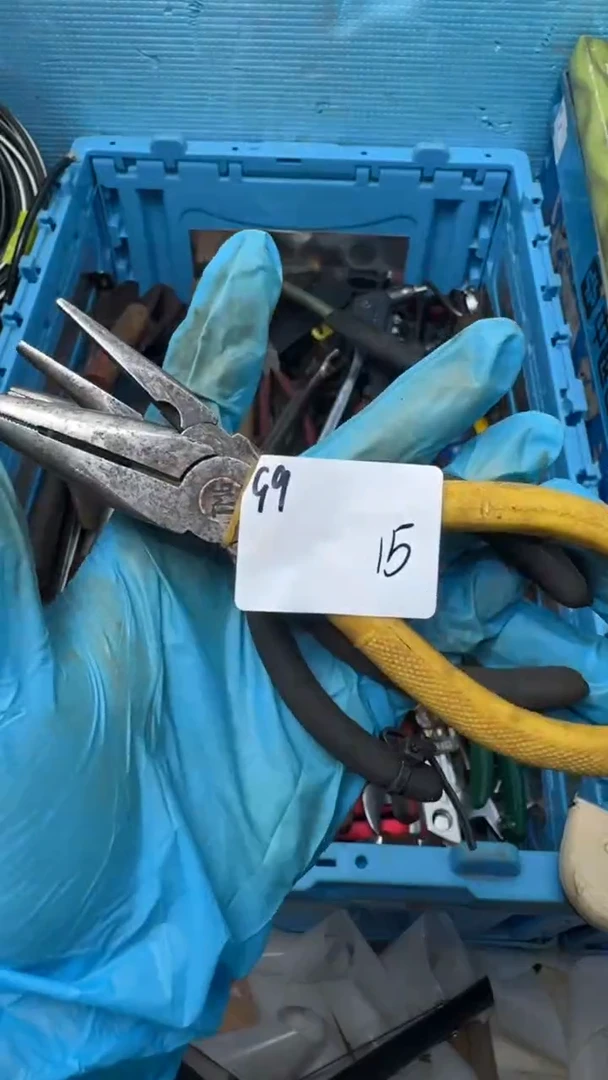 水*家用五金工具一个