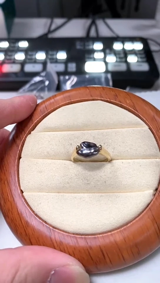 【闪购商品】海水珍珠戒指银S925镶嵌金色大溪地戒指