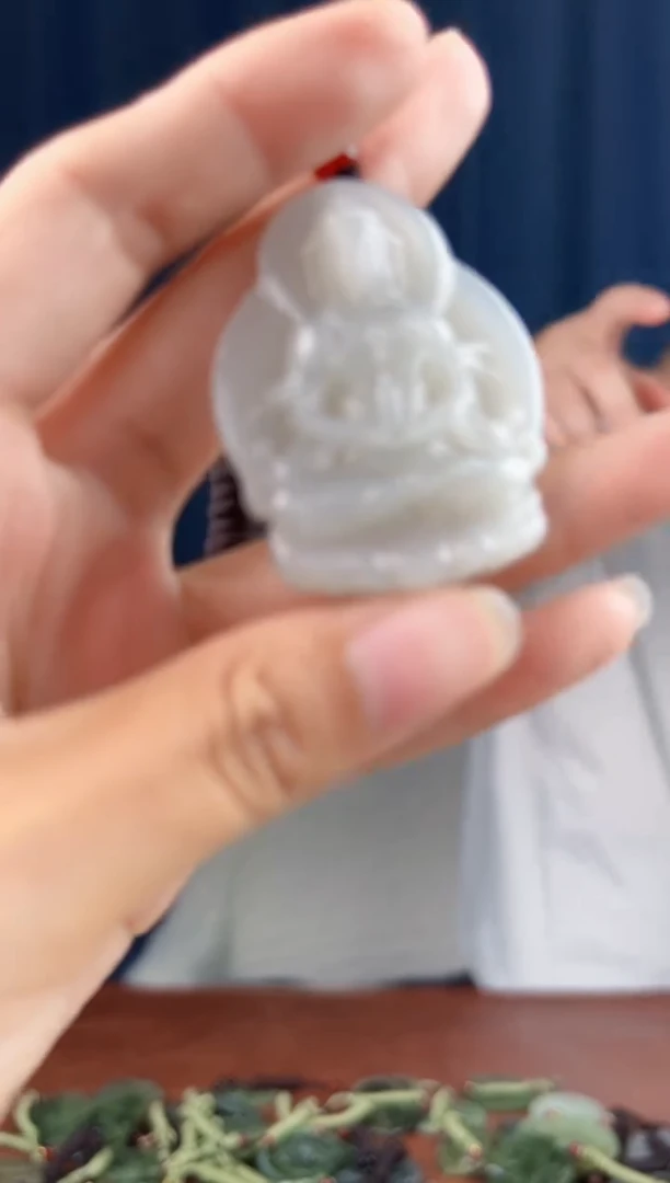未镶嵌和田玉挂件拍一发一，多样性发货