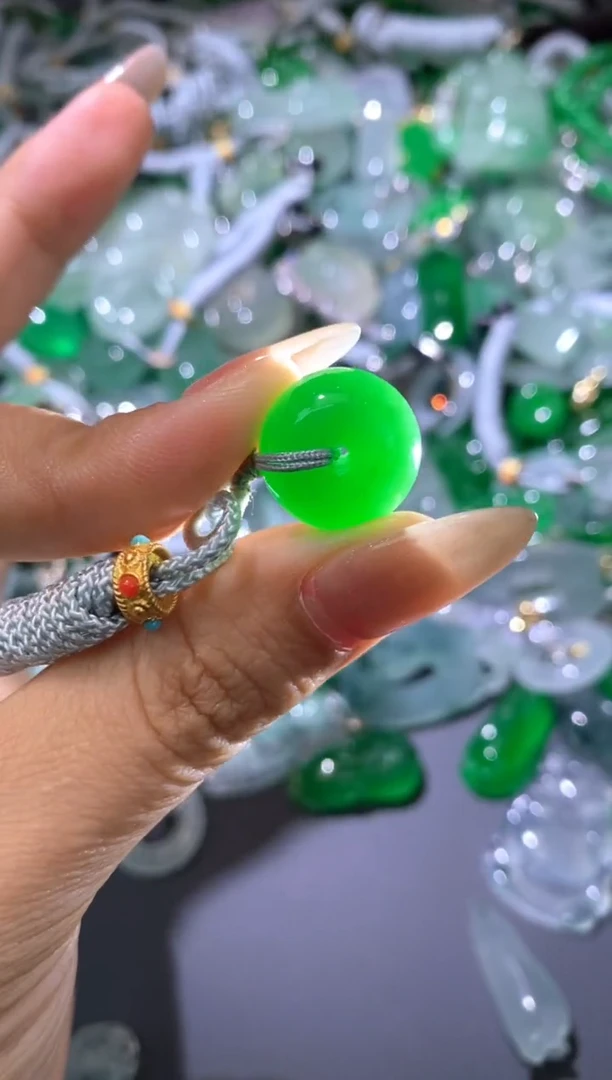 颈饰未镶嵌翡翠（吊坠加扣头多样性发一）148