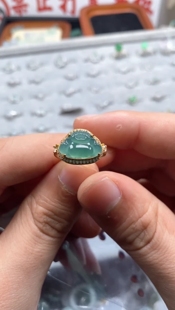 【闪购商品】翡翠颈饰未镶嵌哥哥