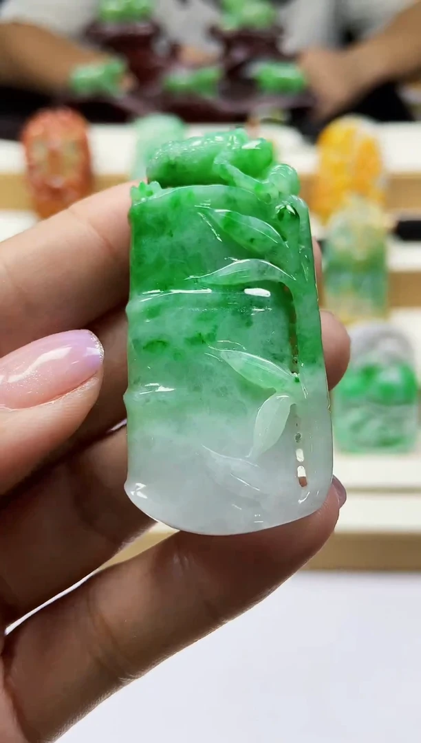 未镶嵌挂件翡翠翡翠A货
