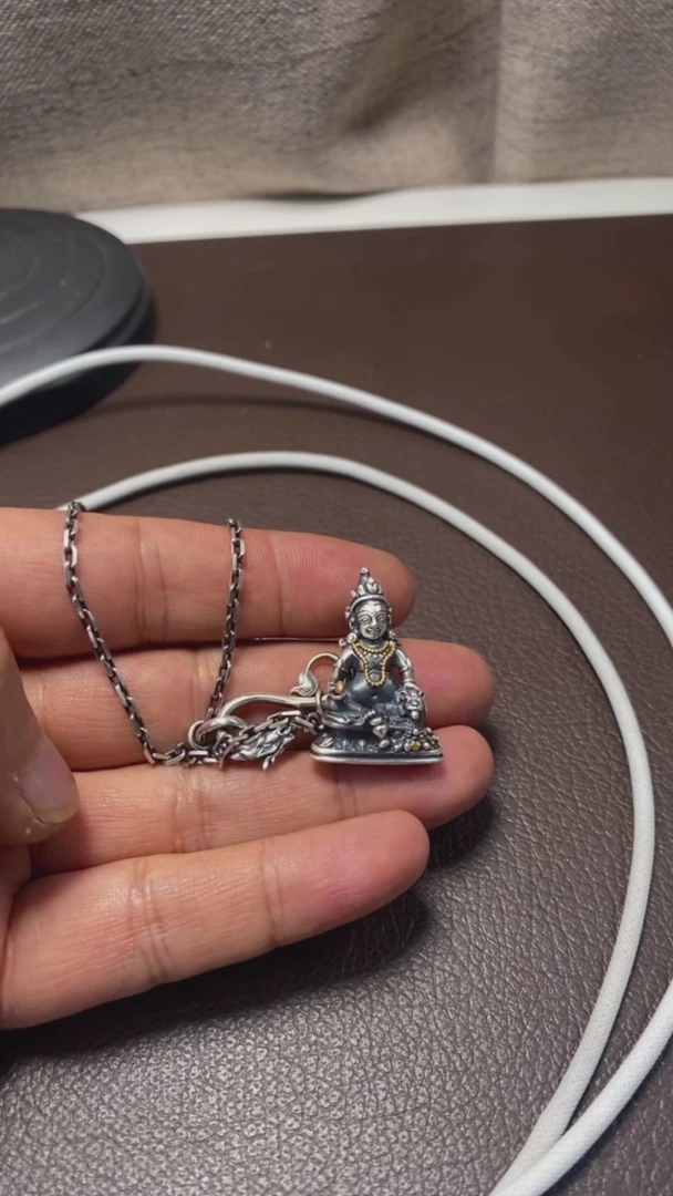 【闪购商品】诺拉（多样性发货，发其一）