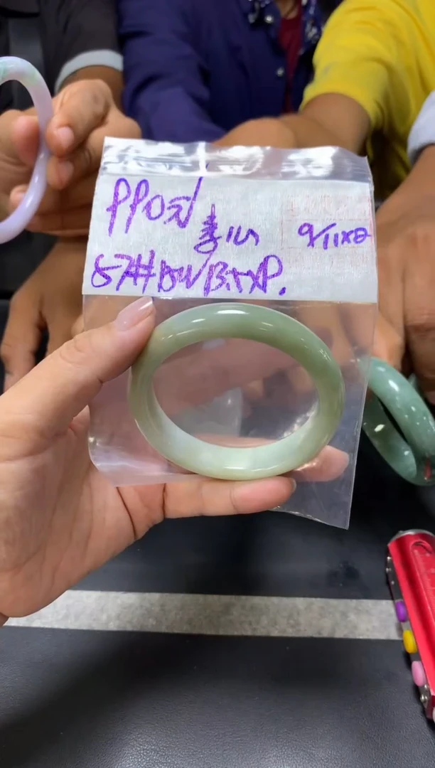 未镶嵌定制翡翠素*?+手镯57#990元  毛货需抛光