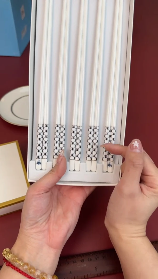 【闪购商品】瓷片正午瓷缘 臻品源泉@@Y431