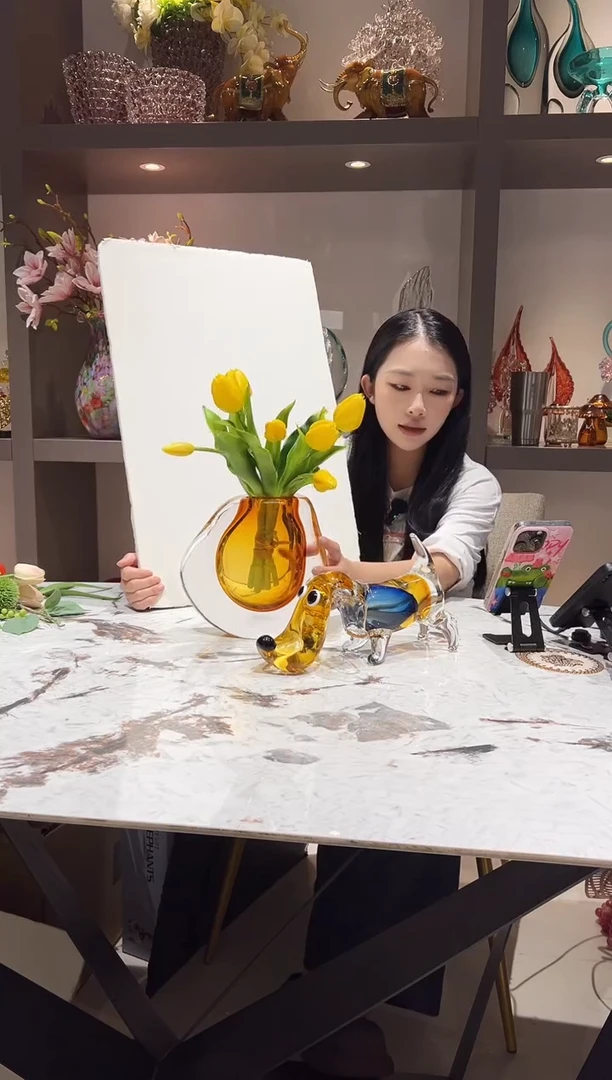 琥珀不规则异型花瓶