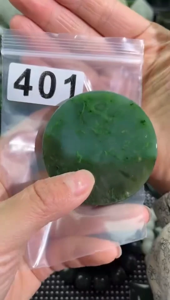 未镶嵌和田玉珠宝半成品镯芯