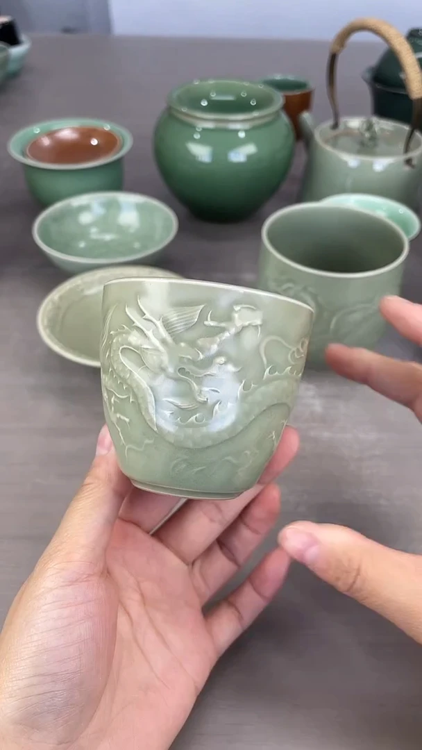 青瓷仓储福利清仓