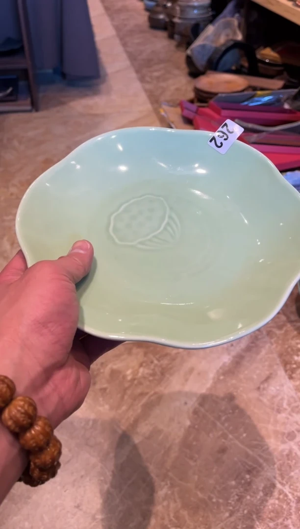 【闪购商品】瓷片262 微瑕梅子青花瓣菜盘1个