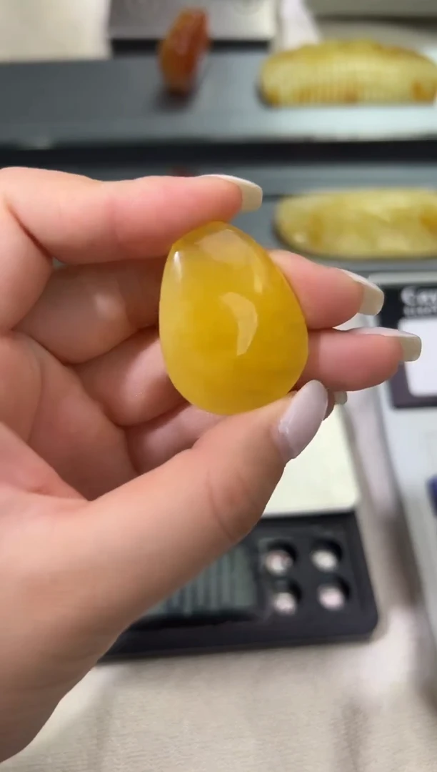 裸石琥珀未镶嵌琥珀蜜蜡吊坠