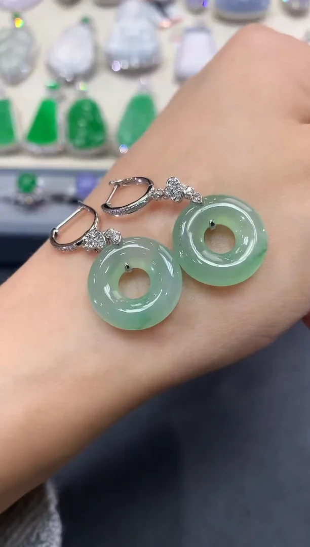 【闪购商品】翡翠耳饰18K金镶嵌a67           